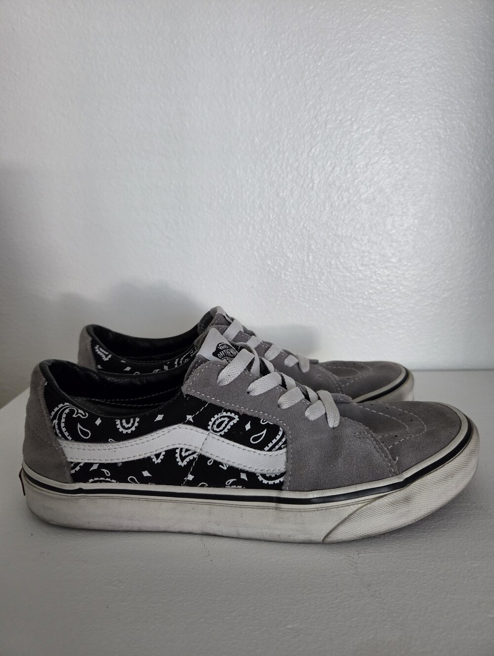 Vans Gray Suede Paisley Old Skool Shoes Womens 10.5 Mens 9